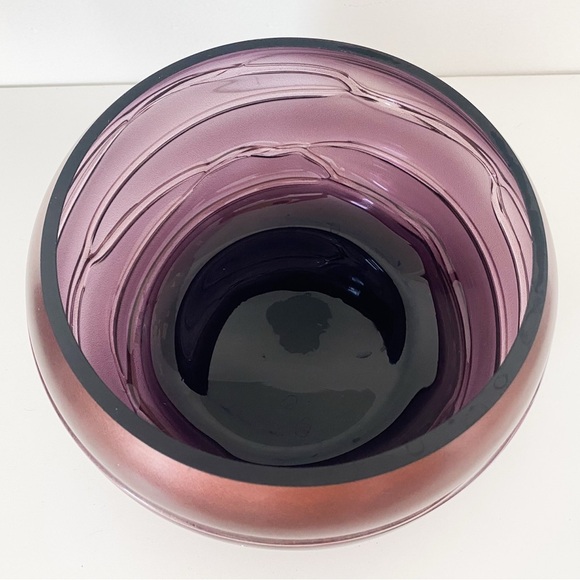 Vintage Handblown Art Glass Bowl – Deep Plum with Textured Ridges - Picture 4 of 4